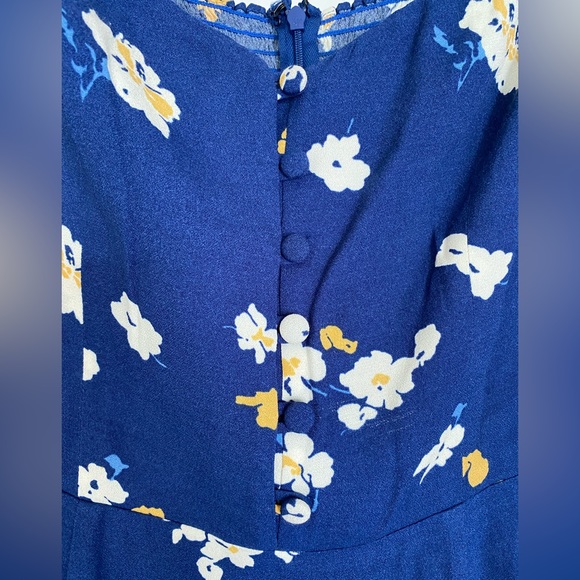 Reformation floral mini dress - Picture 3 of 4